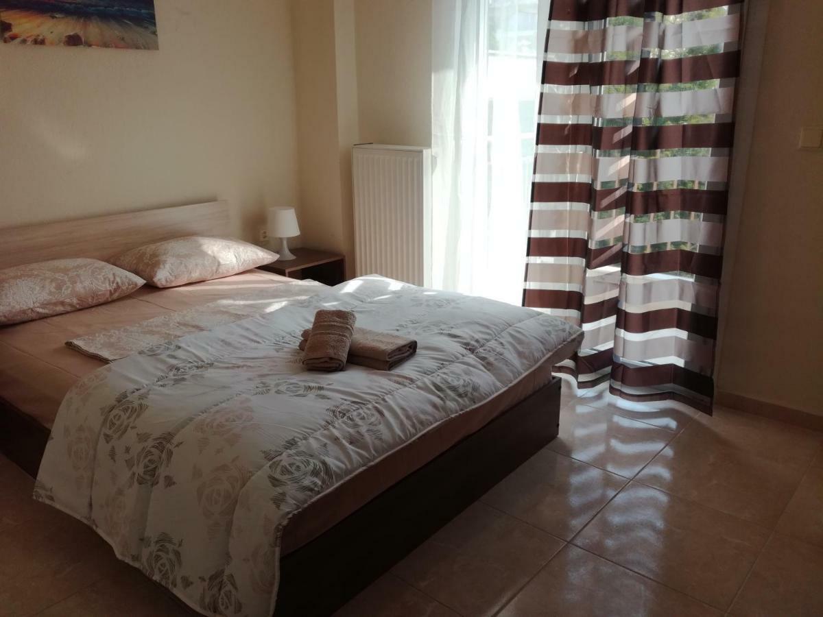 Jordan'S 3Rd Appartment At Néa Mihanióna Kültér fotó
